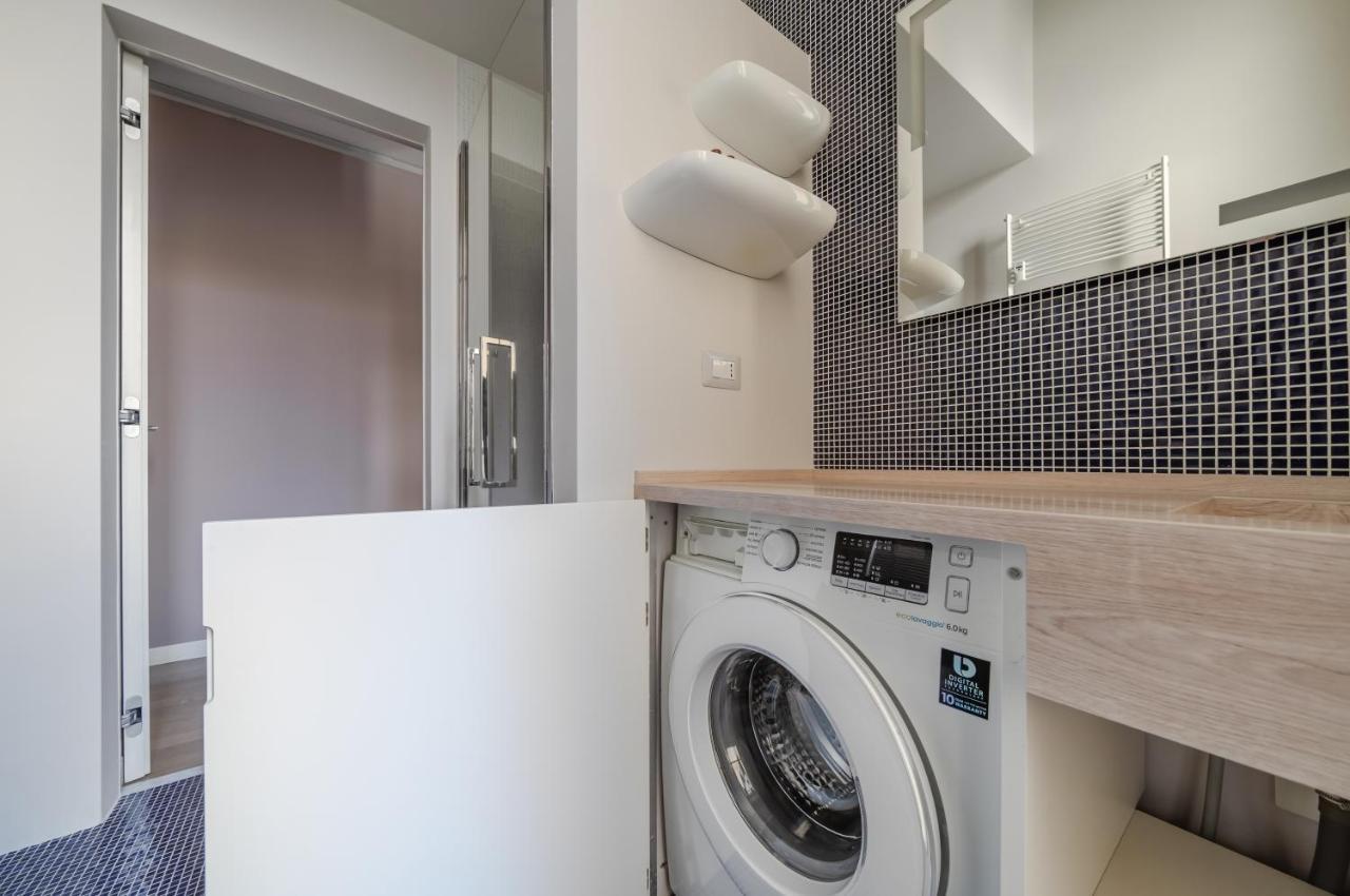 Lovely Apartment In Milano-Porta Romana W/ Balcony Esterno foto