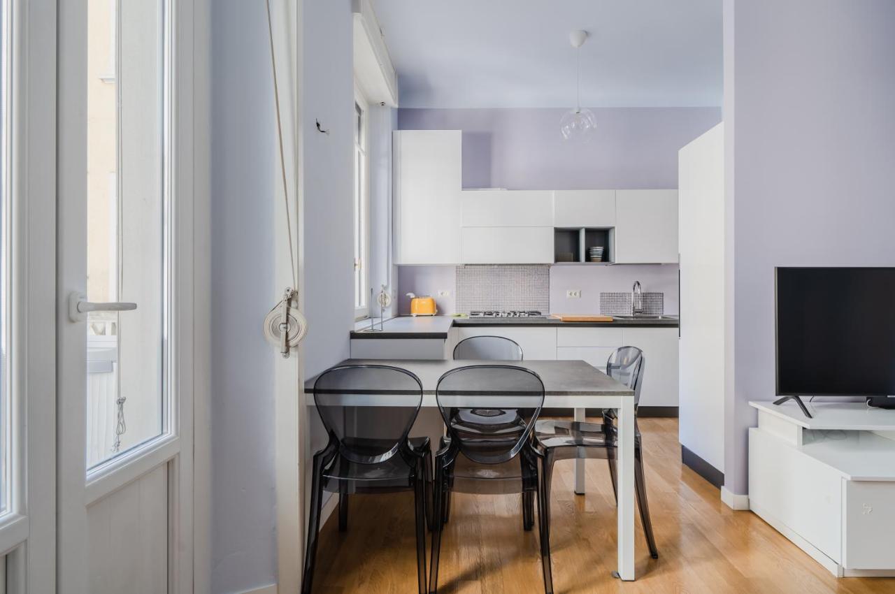 Lovely Apartment In Milano-Porta Romana W/ Balcony Esterno foto